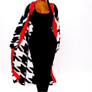 Fashion nova Xl houndstooth Cardigan fuzzy sweater.
